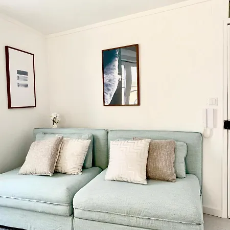 Center Santos * ליסבון