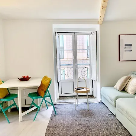 Apartment Center Santos *